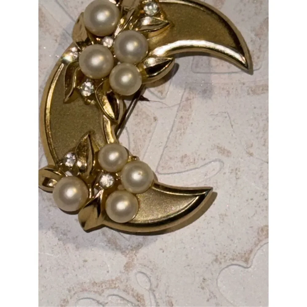 Crown  Trifari Crescent Moon Faux Pearls Brooch, signed